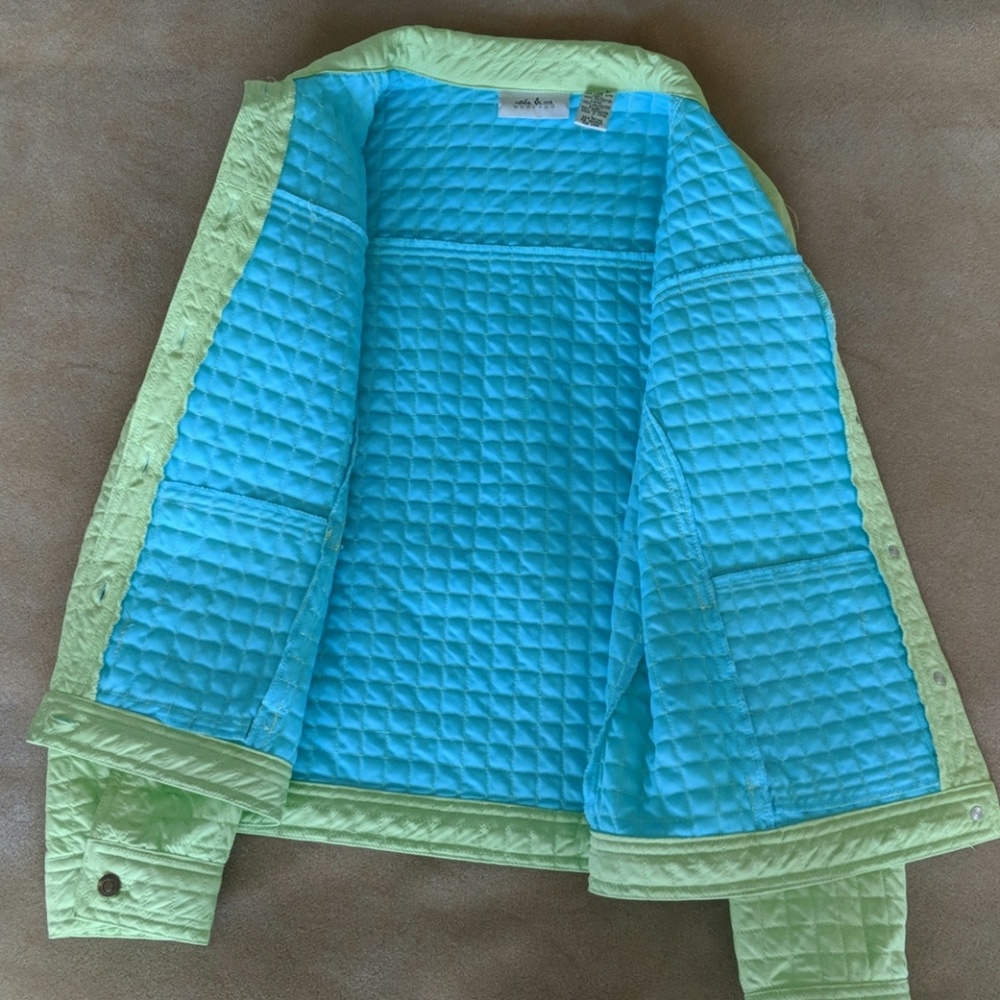 Short Jacket - Picture 3 of 4